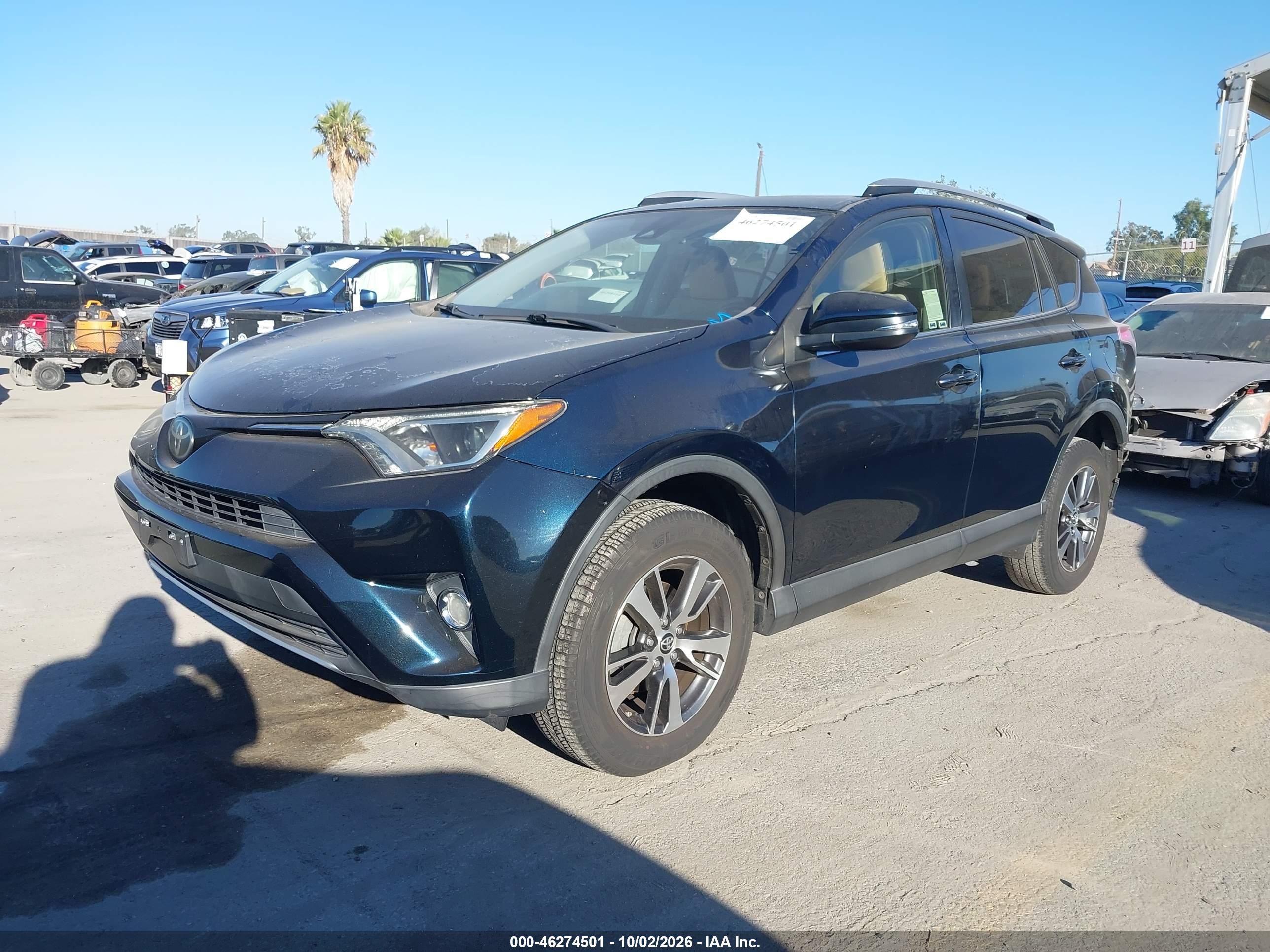 2017 TOYOTA RAV4 XLE — I2