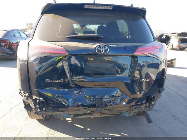 2017 TOYOTA RAV4 XLE — I6