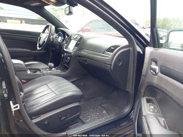 2014 CHRYSLER 300 300S — I5