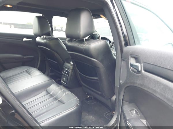 2014 CHRYSLER 300 300S — I8