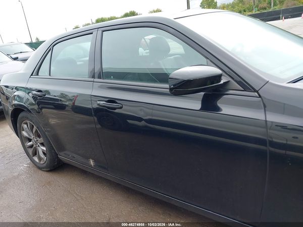2014 CHRYSLER 300 300S — I116