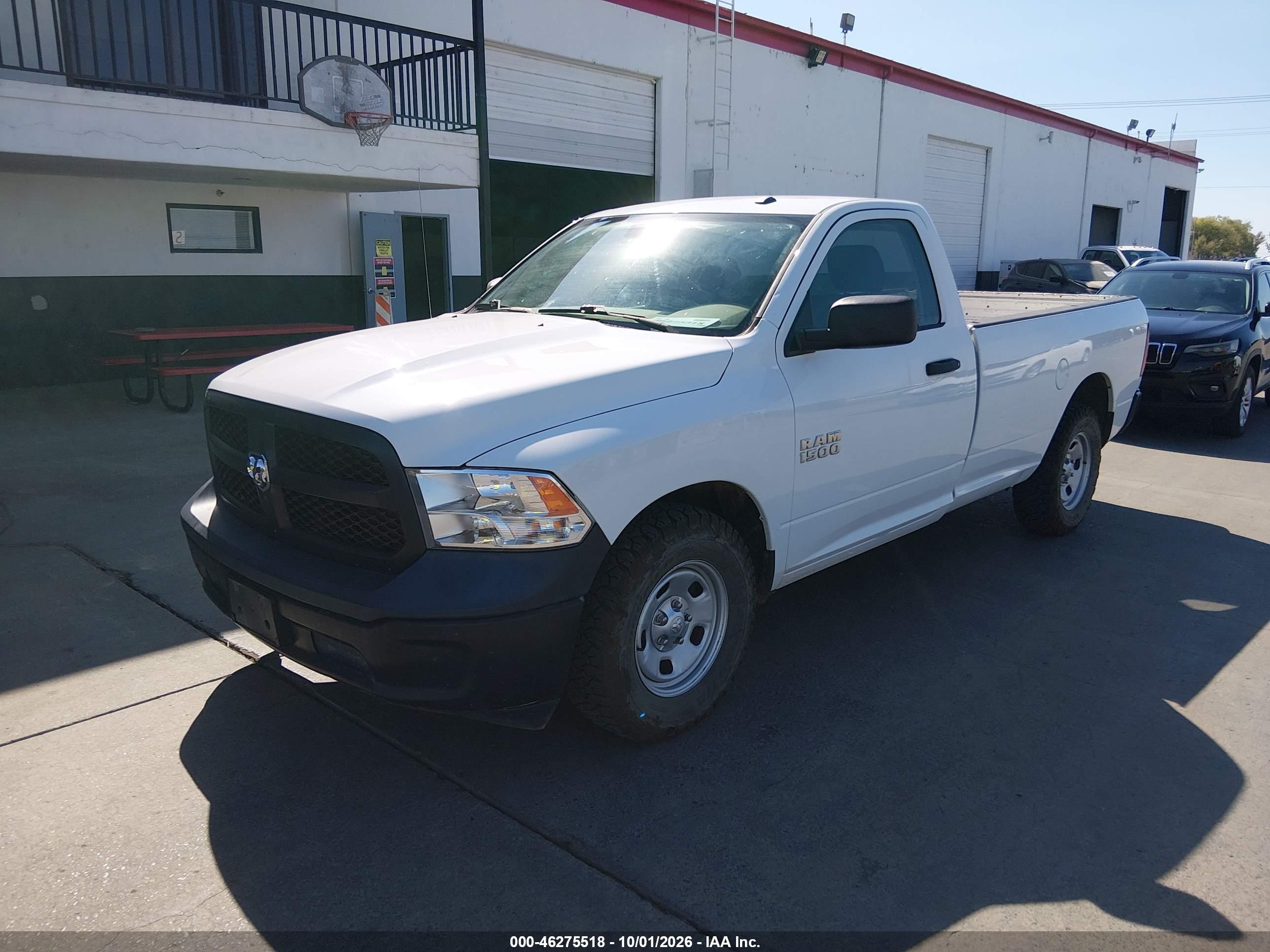 2018 RAM 1500 TRADESMAN  4X2 8' BOX — I2