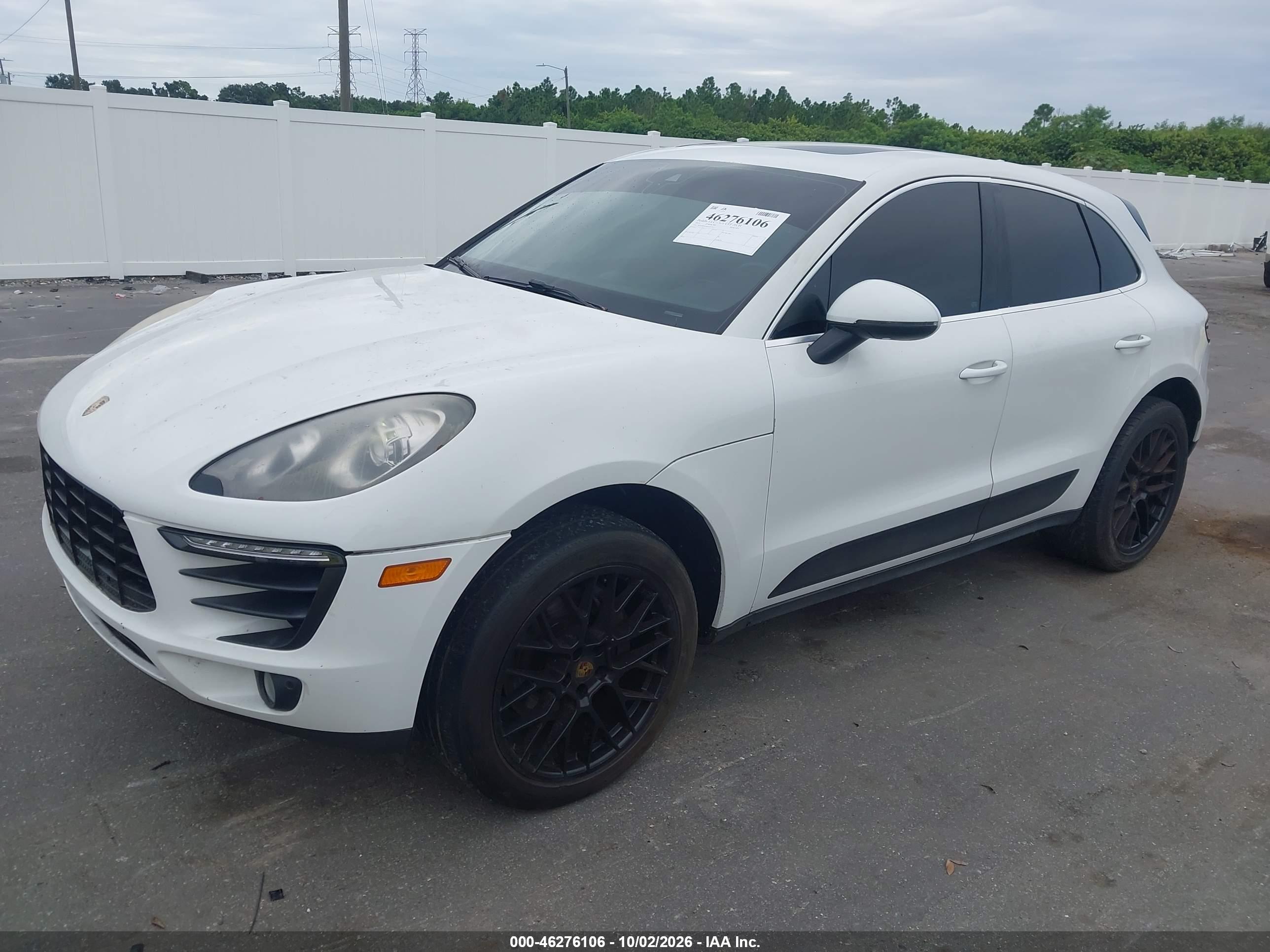2015 PORSCHE MACAN S — I2