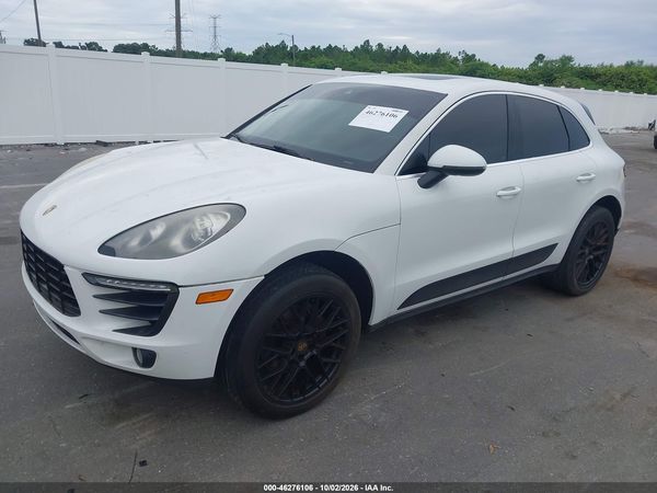 2015 PORSCHE MACAN — I2
