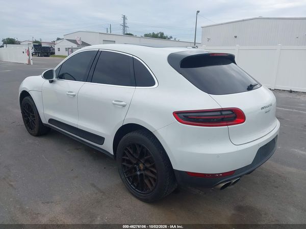 2015 PORSCHE MACAN S — I3