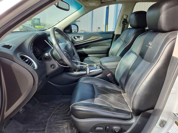 2014 INFINITI QX60 — DENT