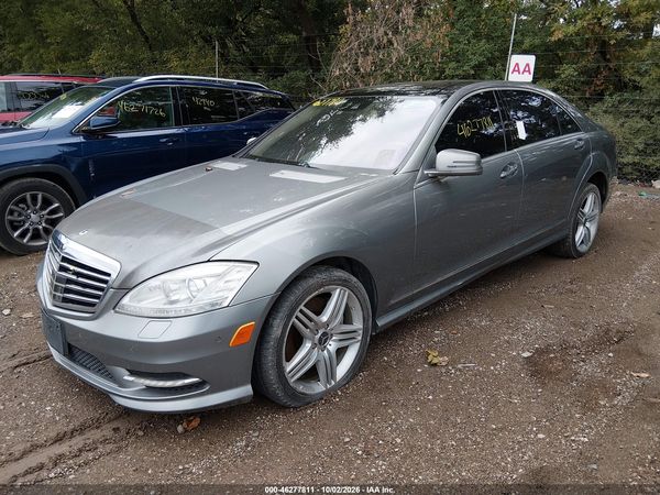2013 MERCEDES-BENZ S 550 — I2