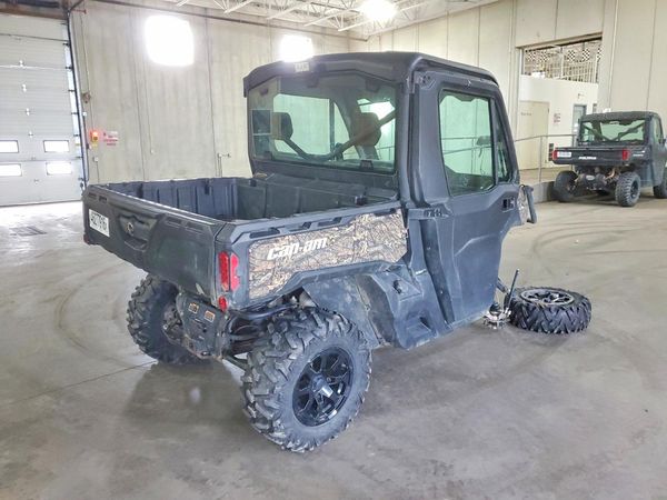 2020 CAN-AM DEFENDER LTD
