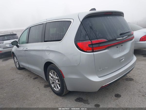 2024 CHRYSLER PACIFICA TOURING L — I3
