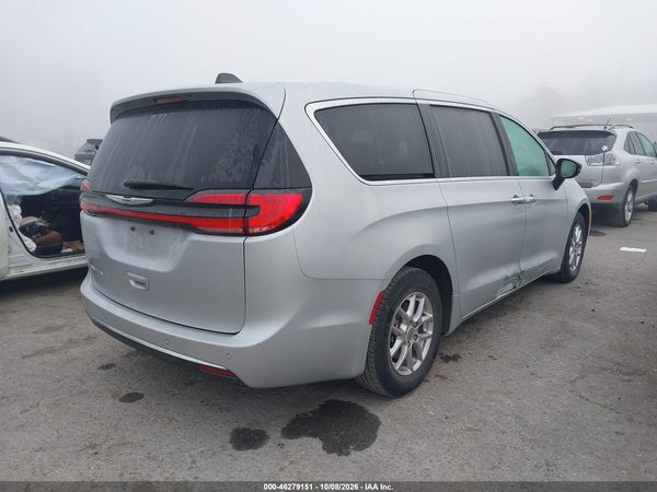 2024 CHRYSLER PACIFICA TOURING L — I4