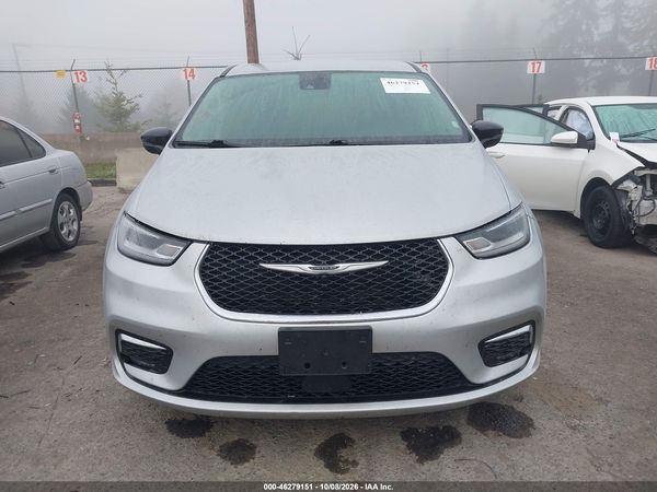 2024 CHRYSLER PACIFICA TOURING L — I115