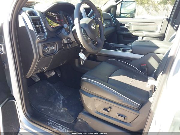 2027 RAM RAM 1500 Laramie — I5