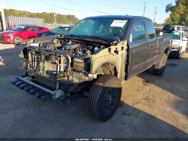 2016 TOYOTA TACOMA SR — I6