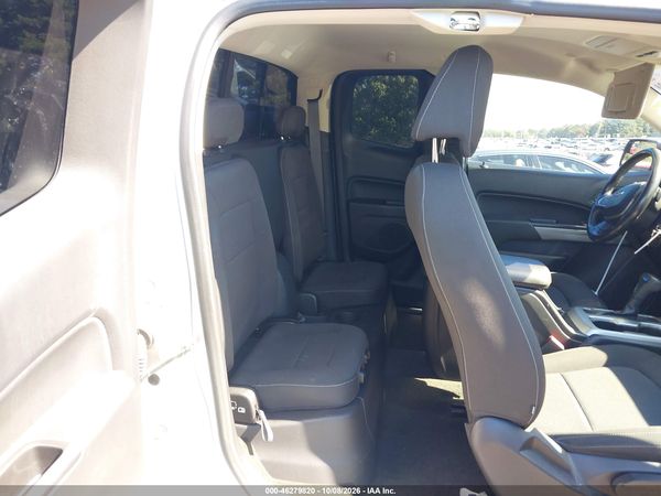 2016 CHEVROLET COLORADO LT — I8