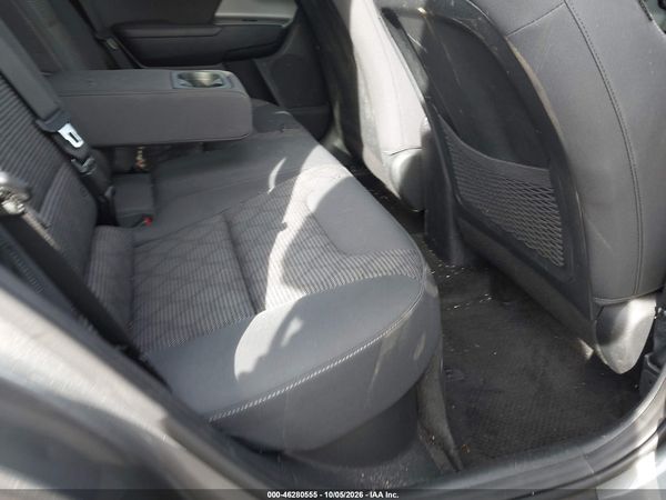 2017 KIA NIRO LX — I8