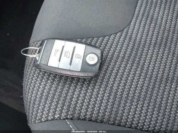2017 KIA NIRO LX — I11