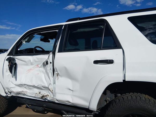 2024 TOYOTA 4RUNNER SR5 PREMIUM — I117