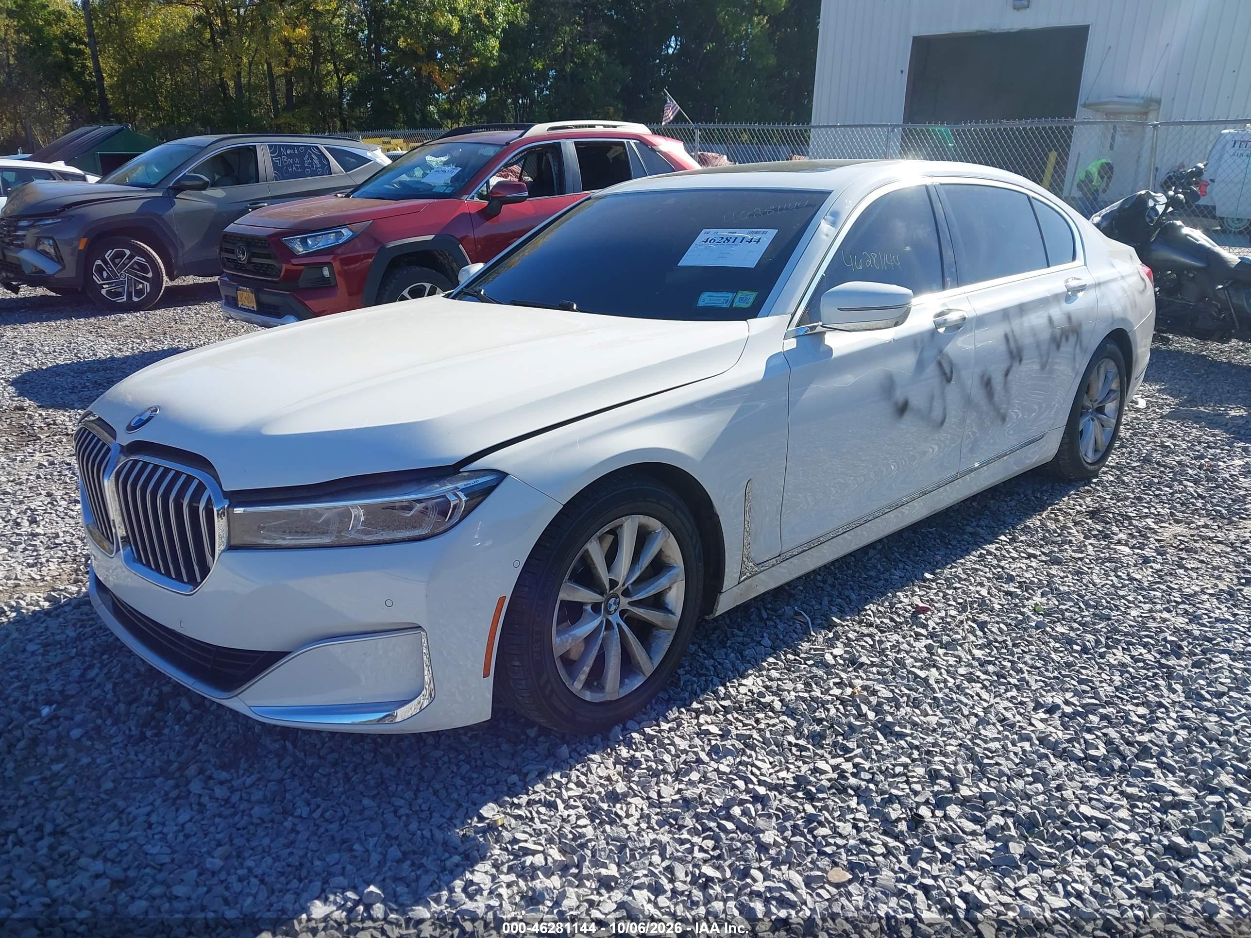 2021 BMW 740I — I2