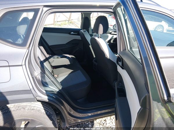 2025 VOLKSWAGEN TAOS 1.5T S — I8
