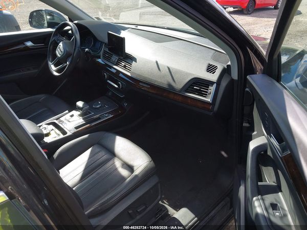 2020 AUDI Q5 quattro Premium — I5