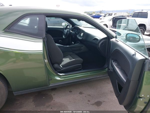 2021 DODGE CHALLENGER SXT — I5