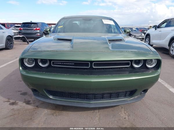 2021 DODGE CHALLENGER SXT — I115