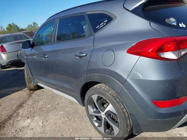 2018 HYUNDAI TUCSON VALUE — I117