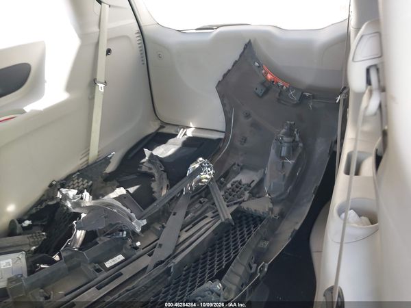 2020 CHRYSLER PACIFICA TOURING L — I156