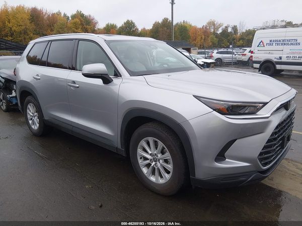 2025 TOYOTA GRAND HIGHLANDER HYBRID XLE — I1