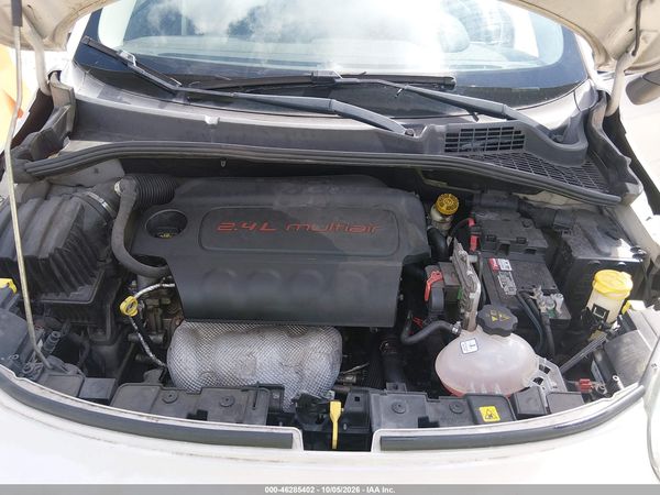 2016 FIAT 500X LOUNGE — I10