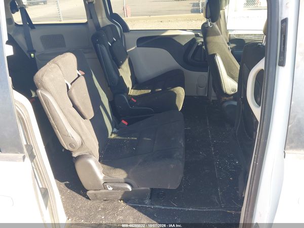 2015 DODGE GRAND CARAVAN SE — I8
