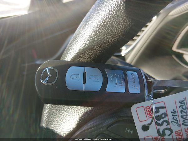 2016 MAZDA MAZDA3 I SPORT — I11