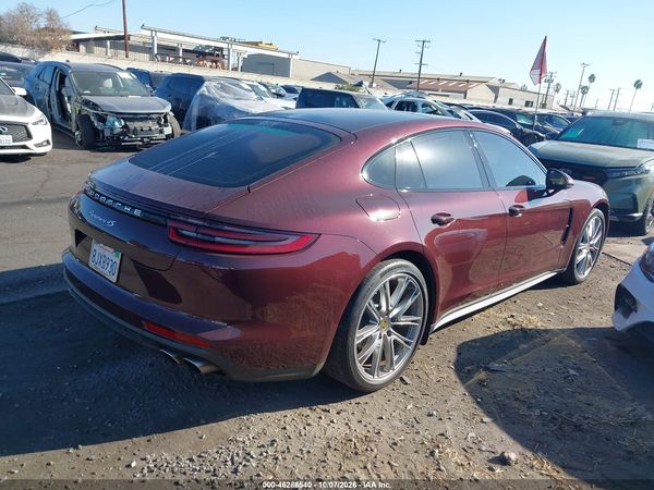 2018 PORSCHE PANAMERA 4S — I4