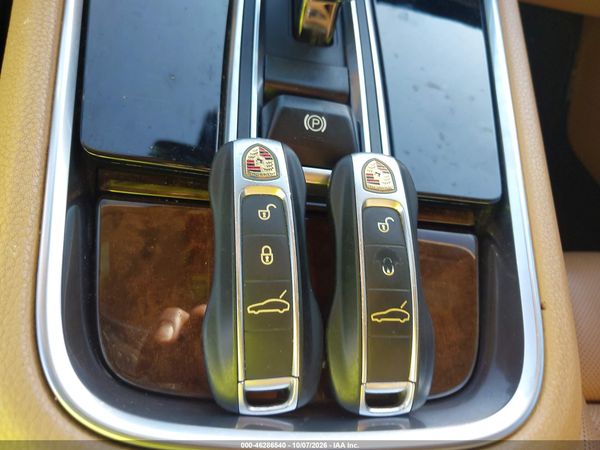 2018 PORSCHE PANAMERA 4S — I11