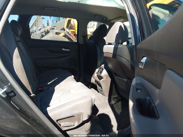 2019 HYUNDAI SANTA FE SE — I8