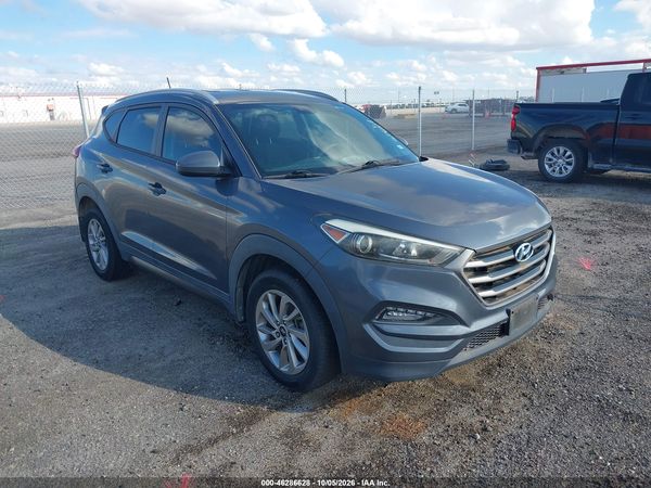 2016 HYUNDAI TUCSON SE — I1