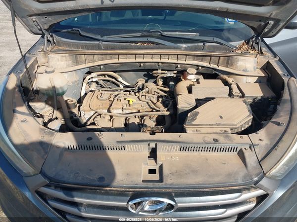 2016 HYUNDAI TUCSON SE — I10