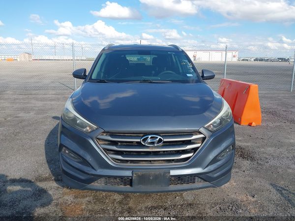 2016 HYUNDAI TUCSON SE — I115