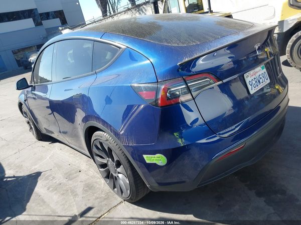 2023 TESLA MODEL Y — I3