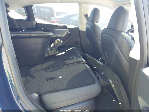 2023 TESLA MODEL Y — I8