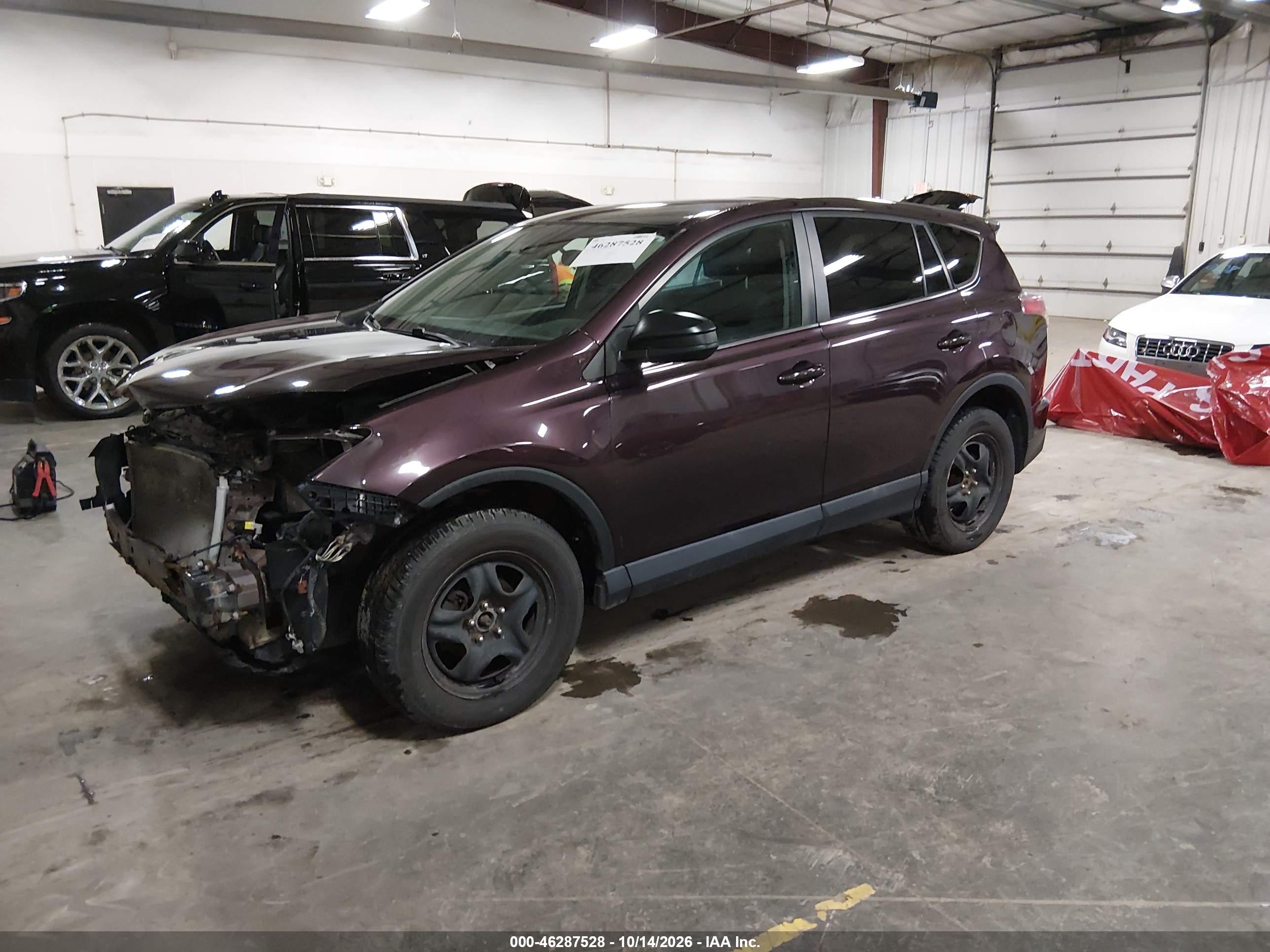 2018 TOYOTA RAV4 LE — I2