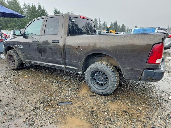2014 RAM 1500 ST QUAD CAB 4X4