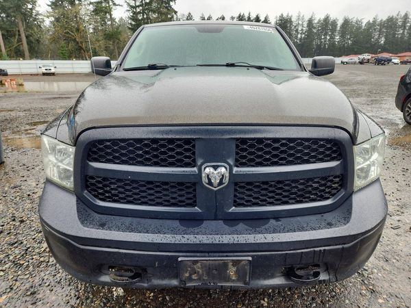 2014 RAM 1500 ST QUAD CAB 4X4