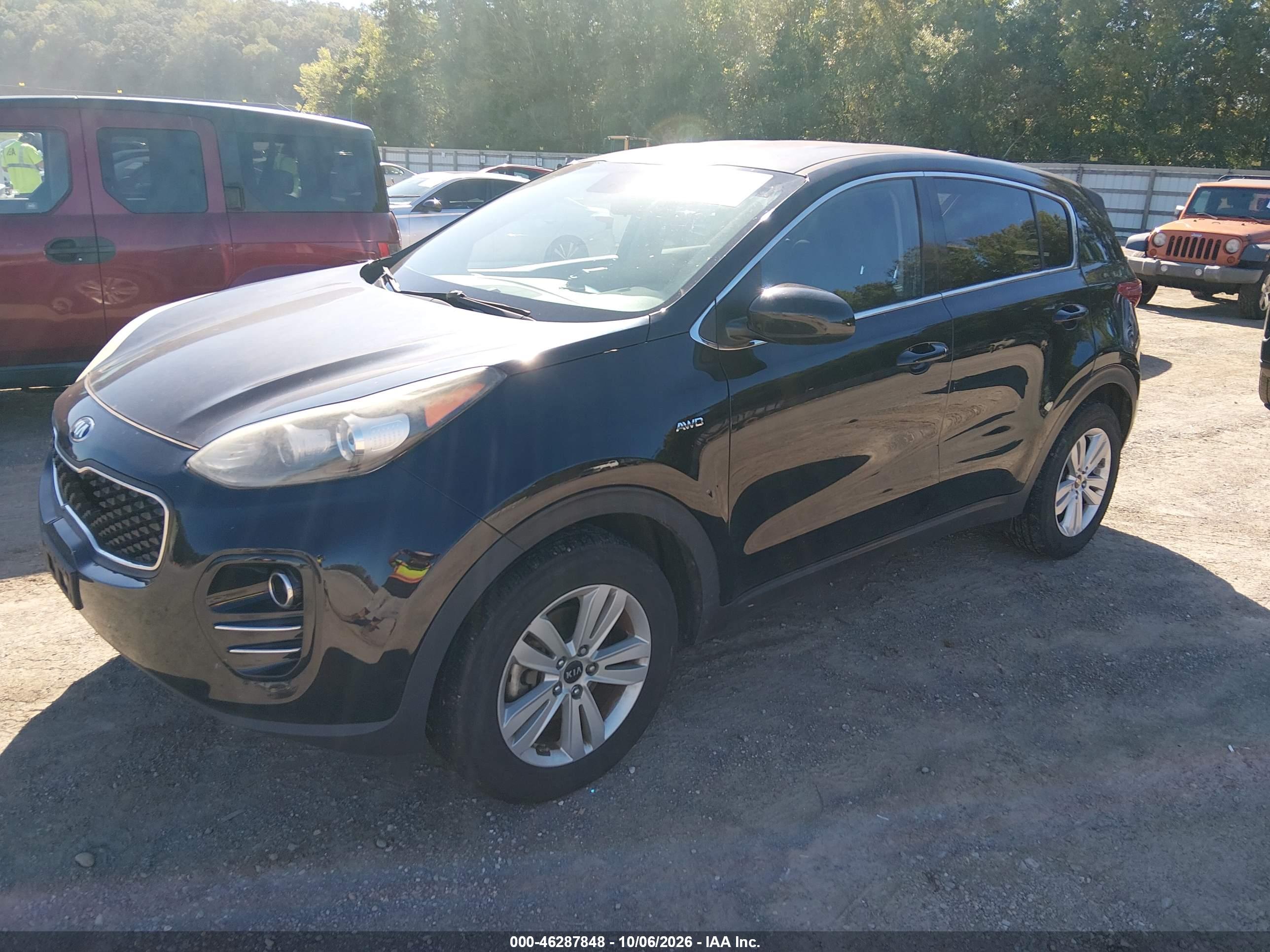 2017 KIA SPORTAGE LX — I2