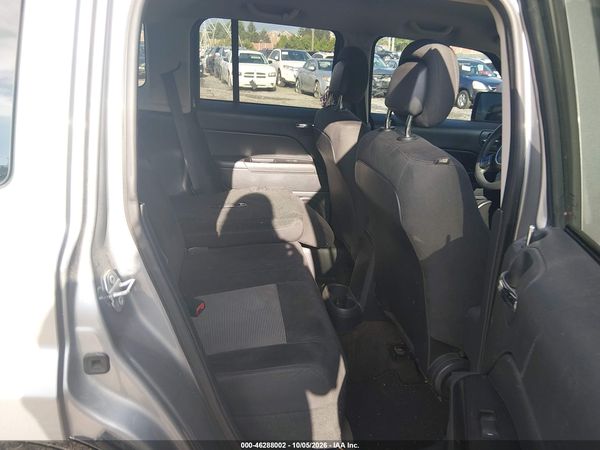 2016 JEEP PATRIOT SPORT — I8