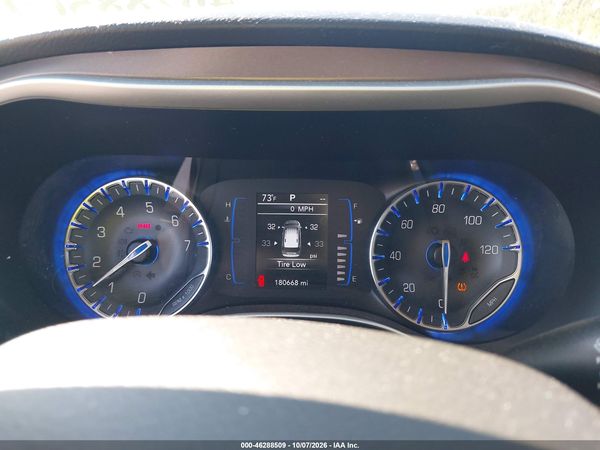 2018 CHRYSLER PACIFICA L — I7