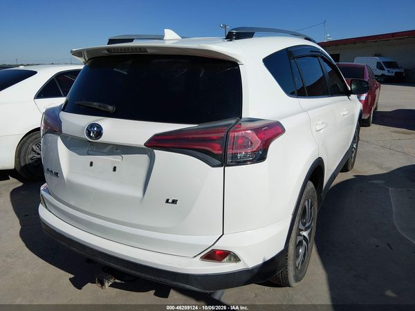2018 TOYOTA RAV4 LE — I4
