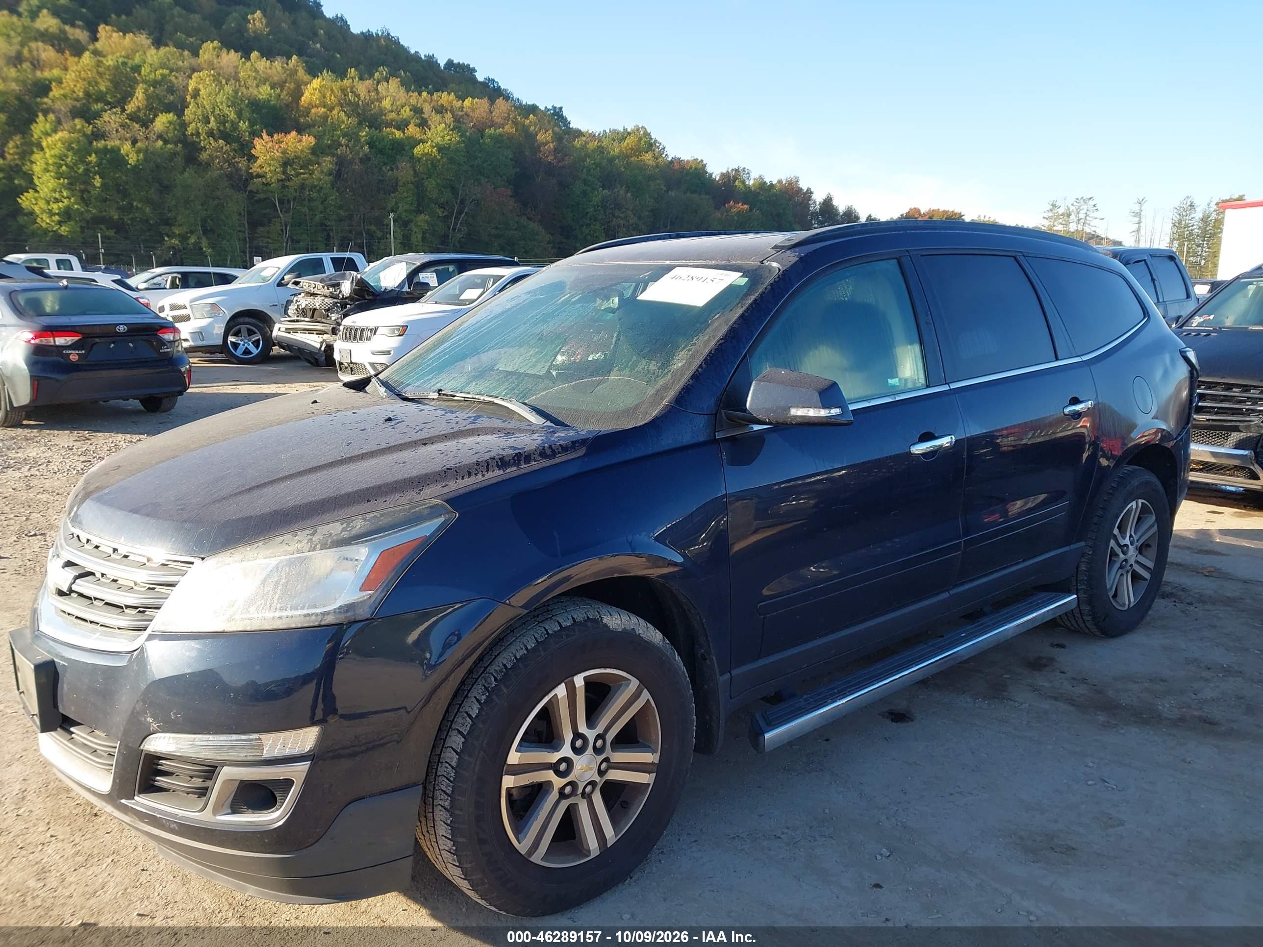 2017 CHEVROLET TRAVERSE 2LT — I2