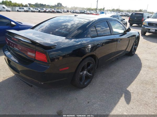 2012 DODGE CHARGER SXT — I4
