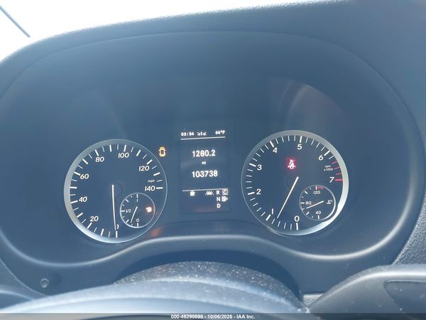 2018 MERCEDES-BENZ METRIS — I7